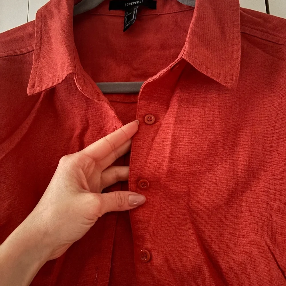 Forever 21 Cropped Button-Up Top - Rust - Picture 4 of 8